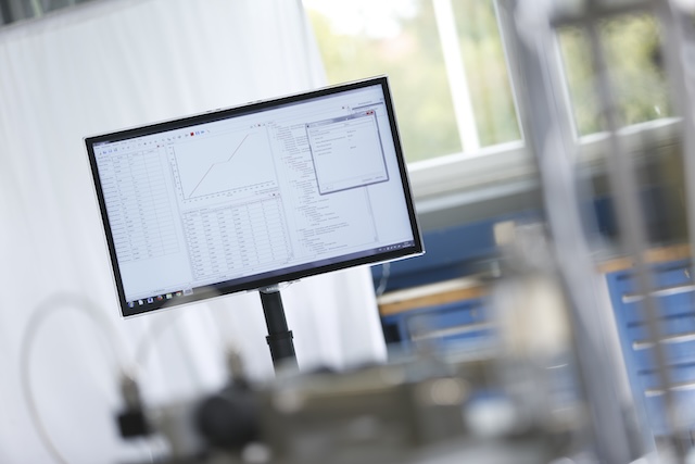 Software triaxial del suelo - Geosys - 1