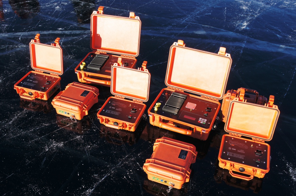 Two 3-channel FastSnap sets (each has one CTU-30 Tx unit and three RXU-V3 receivers)