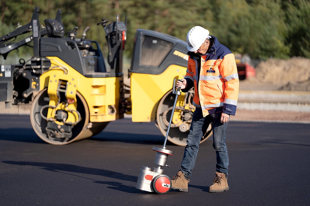 Analizador dinámico de asfalto ZORN AT 2.0 para liberación de tráfico