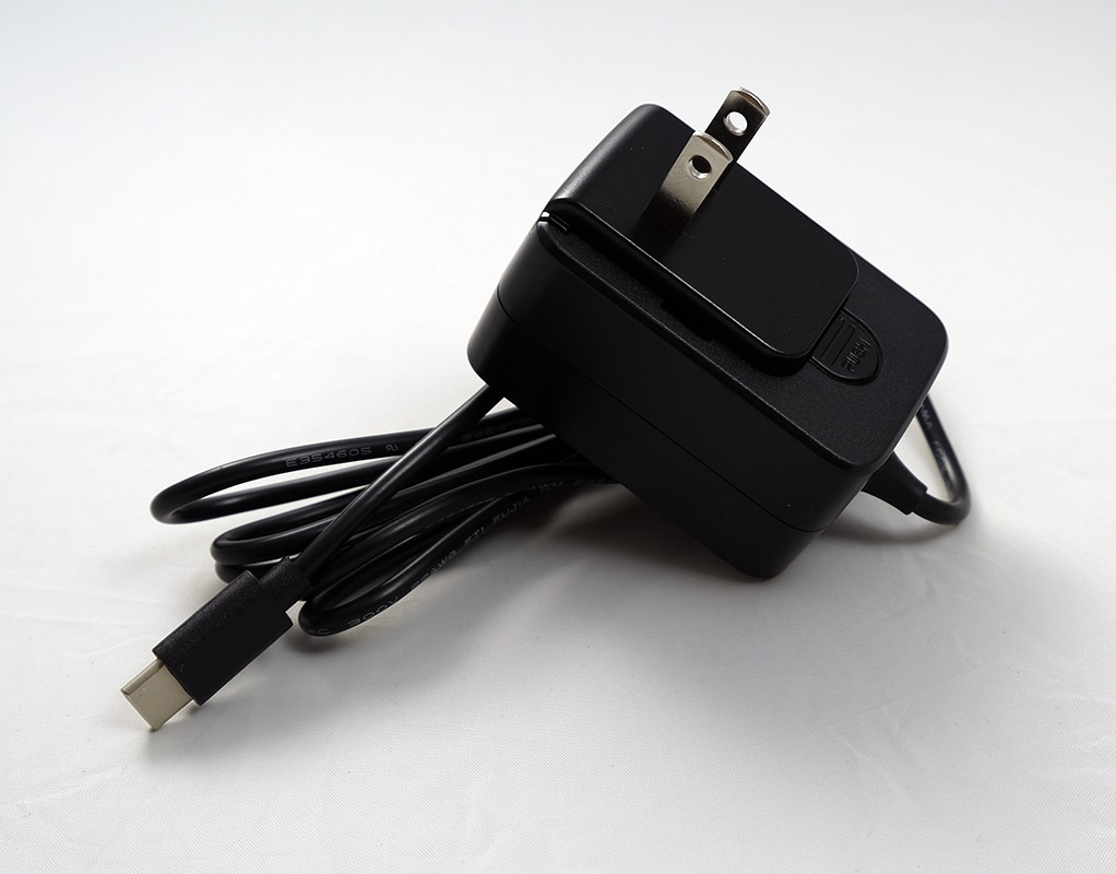 Adaptador de Corriente USB Tipo-C - DG00-PSU-USBC