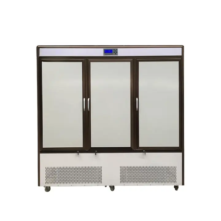 [B2-01-010362] Incubadora con agitacion de laboratorio